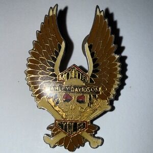 PIN MOTORCYCLE HARLEY DAVIDSON BROWN WINGS WITH SKULL